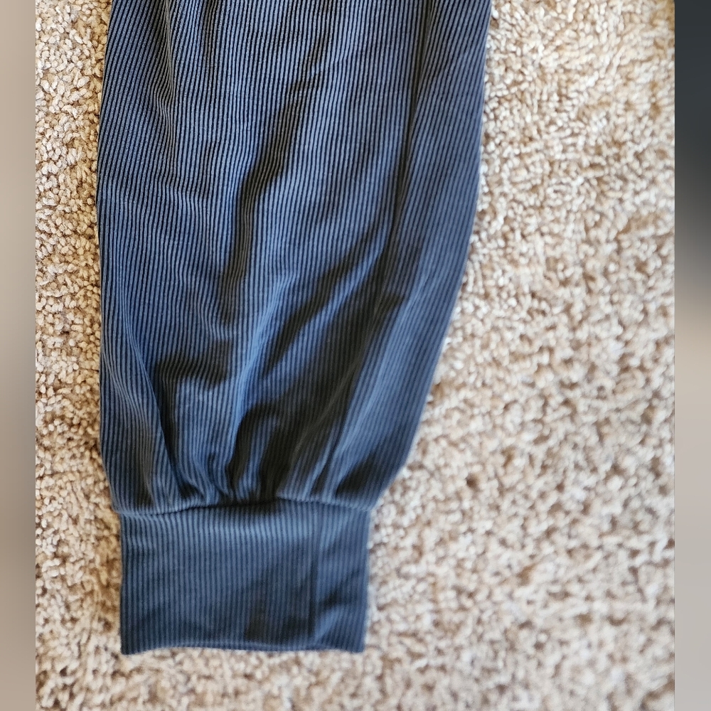 Victoria Secret Grey RibbedJogger Pants Sz M - Picture 4 of 8